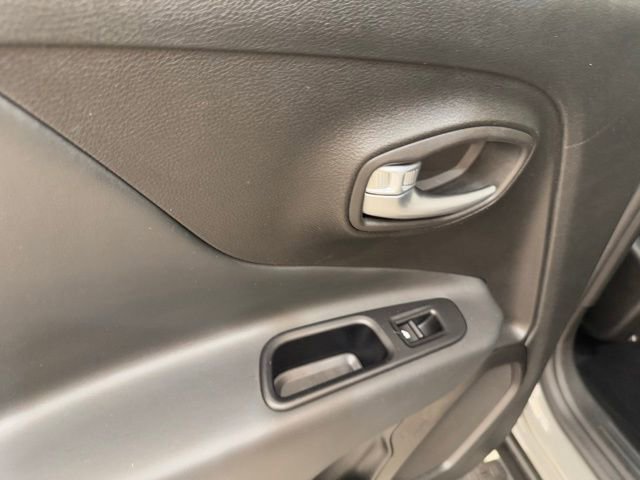 2019 Jeep Renegade Altitude