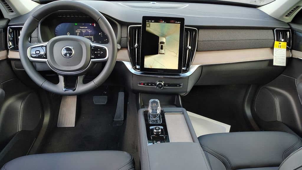 2026 Volvo Xc90 B6 Plus