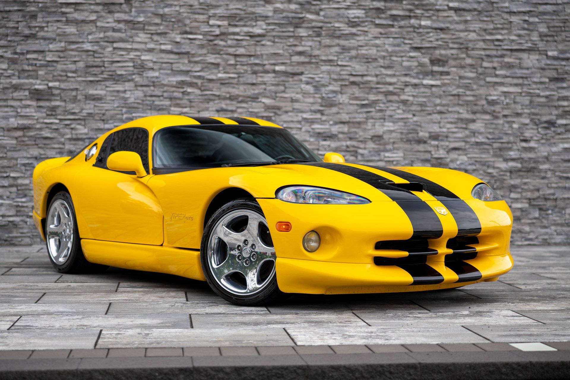 Used 2001 Dodge Viper GTS