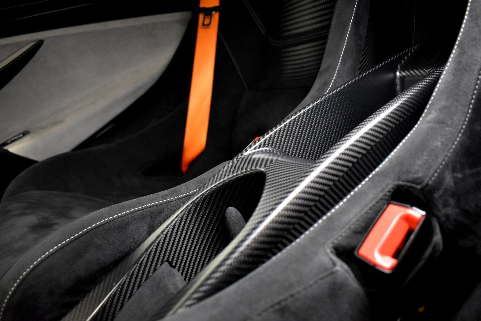 Used 2021 McLaren 765LT photo 30