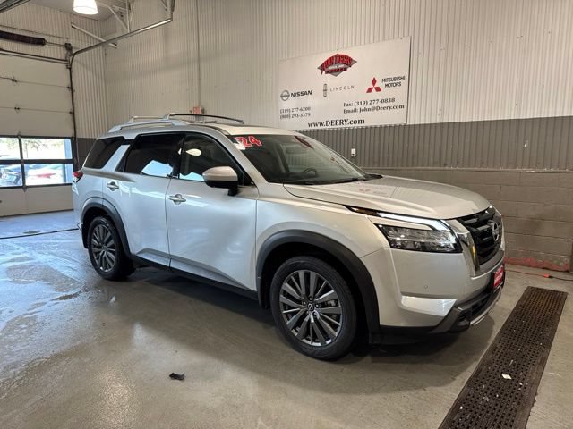 Certified 2024 Nissan Pathfinder SL w/ SL Premium Package