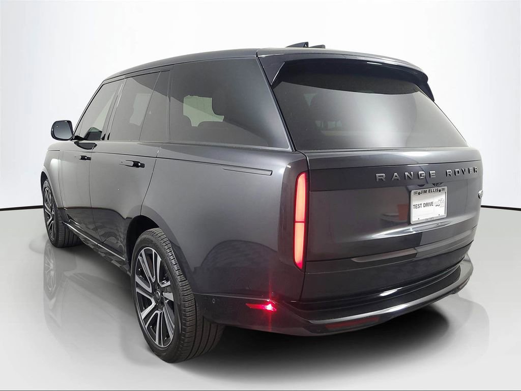 2023 Land Rover Range Rover SE