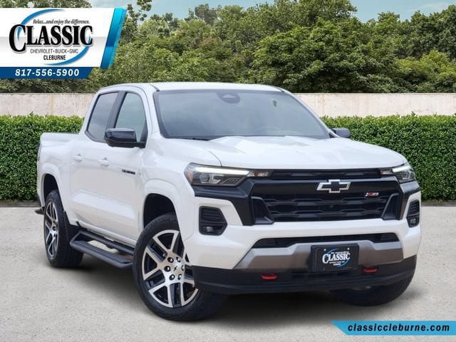 Used 2024 Chevrolet Colorado Z71 w/ Z71 Convenience Package 2