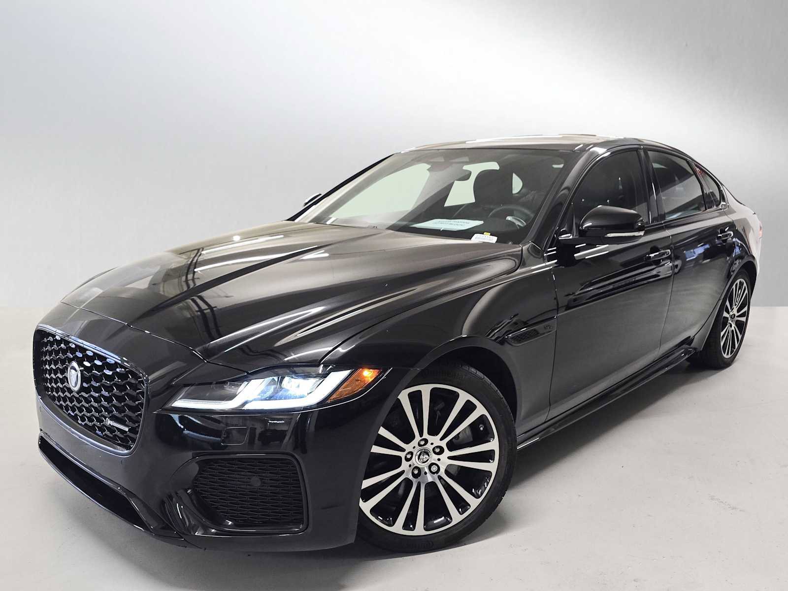 2024 Jaguar XF P300 R-Dynamic SE