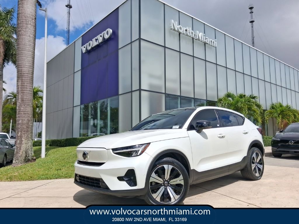 Used 2023 Volvo C40 P8 Recharge Plus