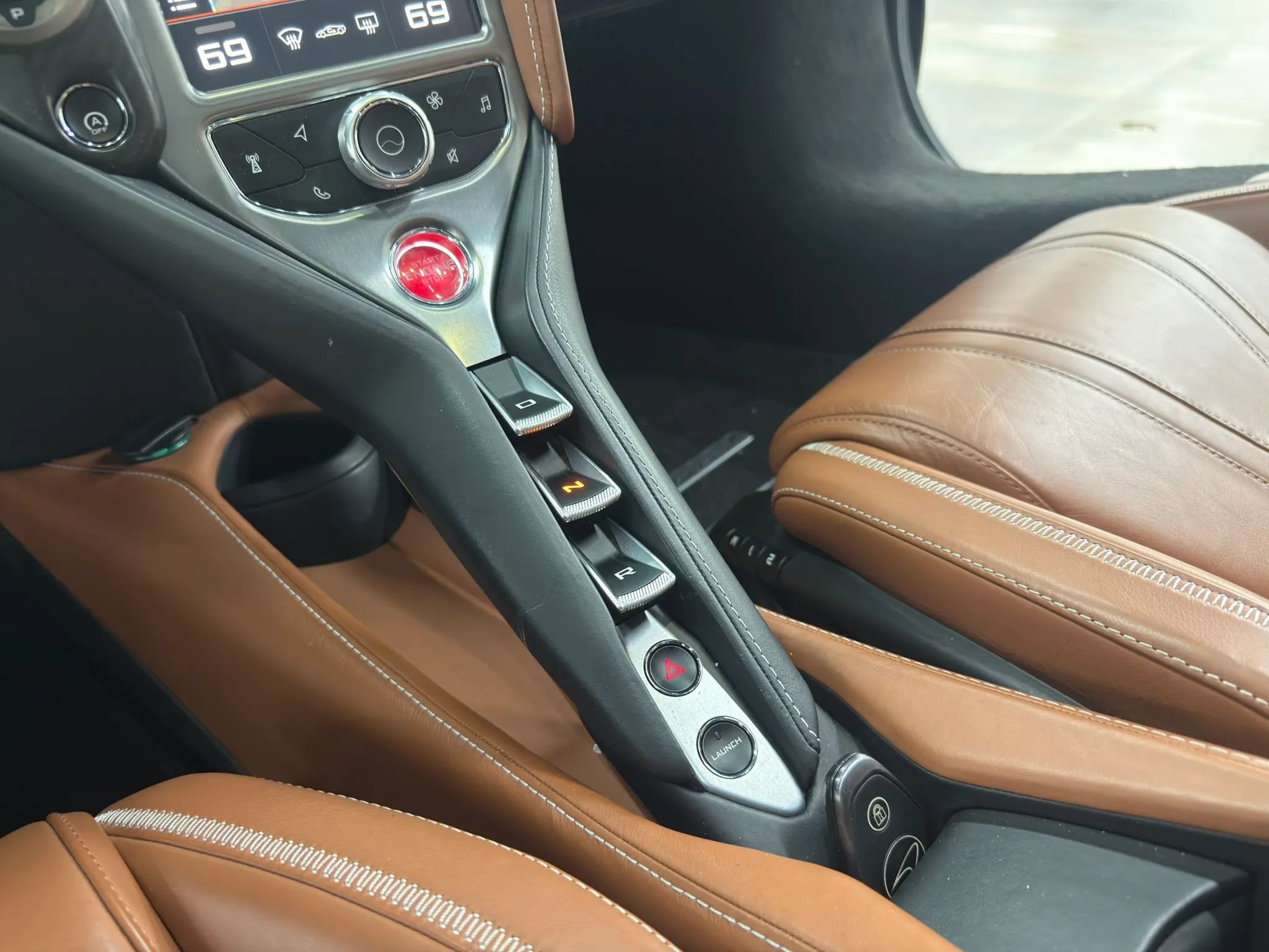 Used 2018 McLaren 720S photo 28