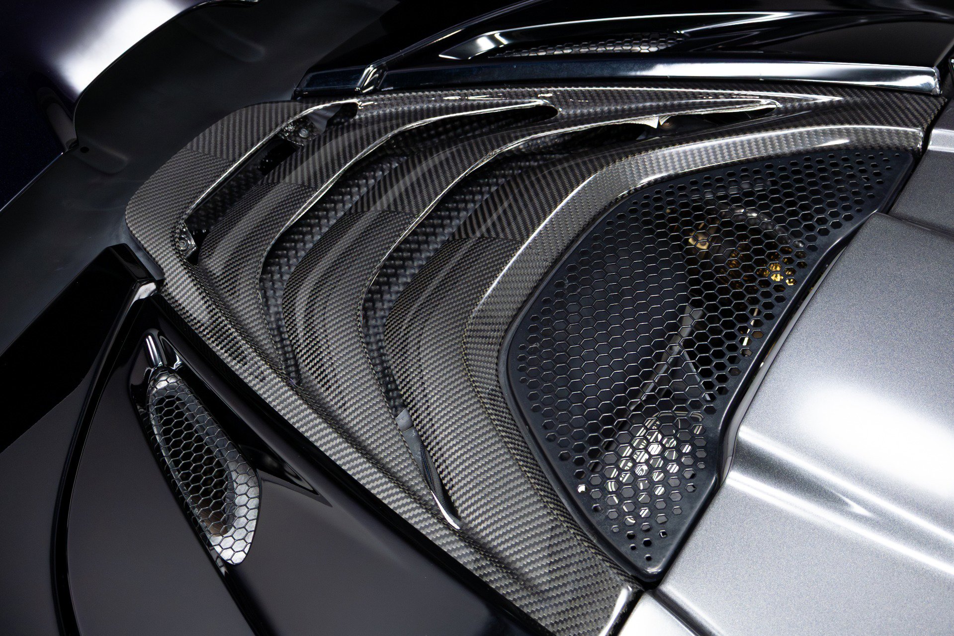 Used 2019 McLaren 720S Luxury photo 49