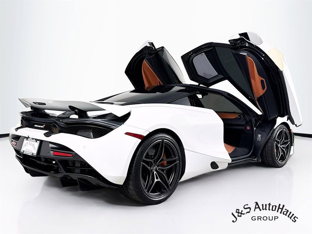 Used 2018 McLaren 720S photo 7