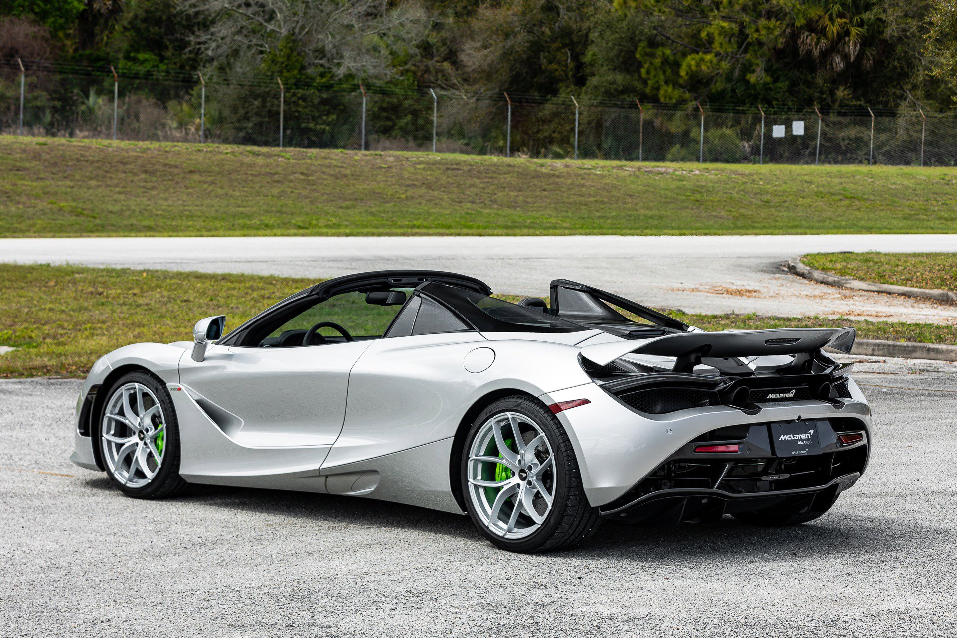 Used 2020 McLaren 720S Luxury photo 13