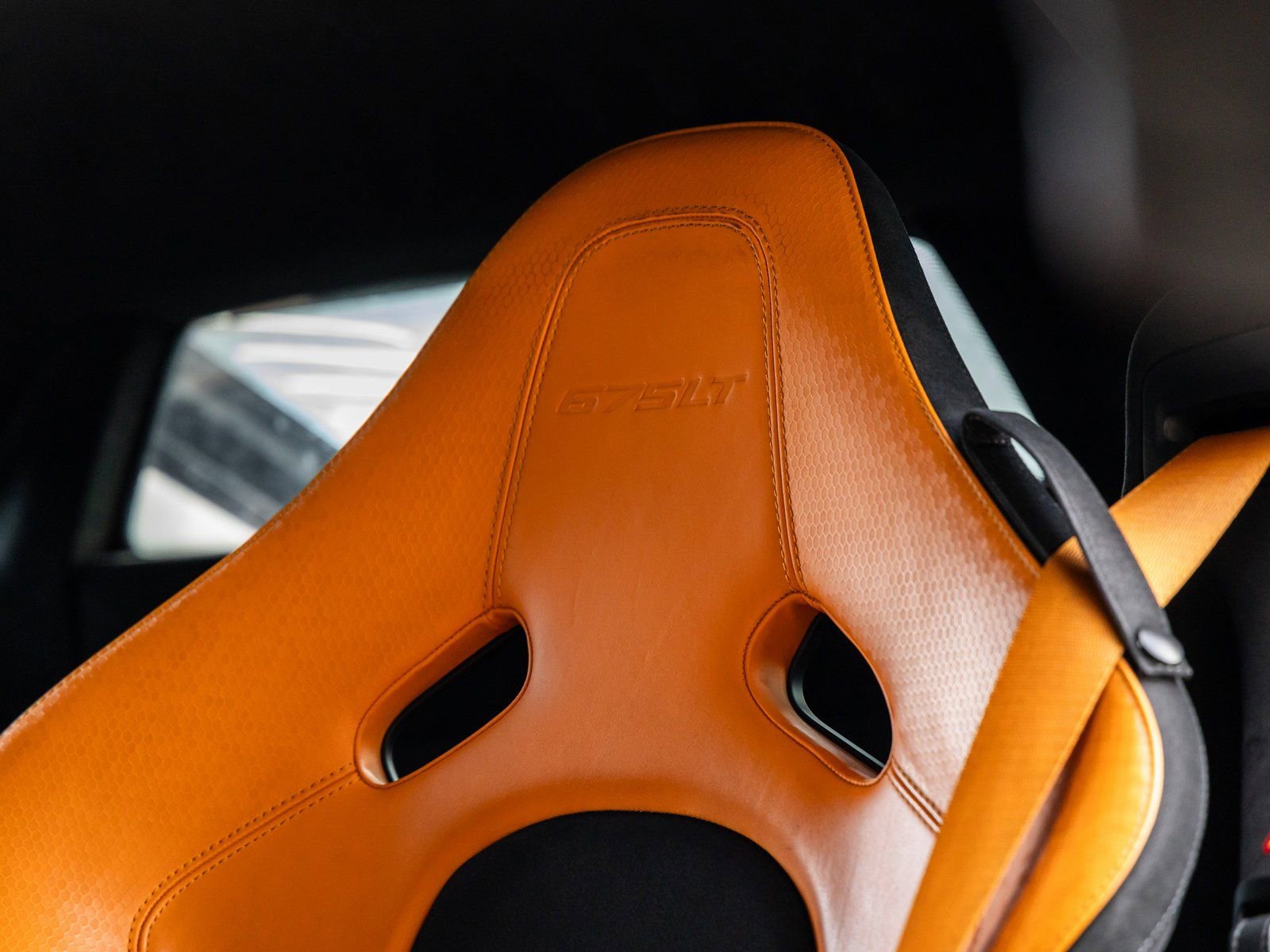 Used 2016 McLaren 675LT Coupe photo 30