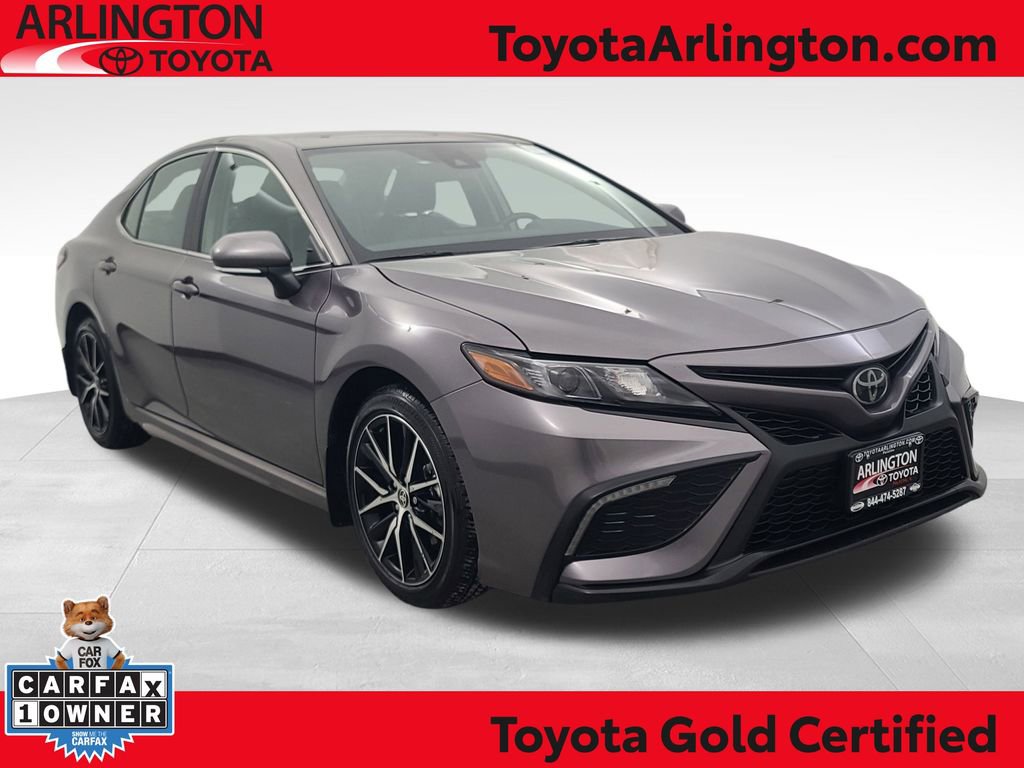 2024 Toyota Camry SE