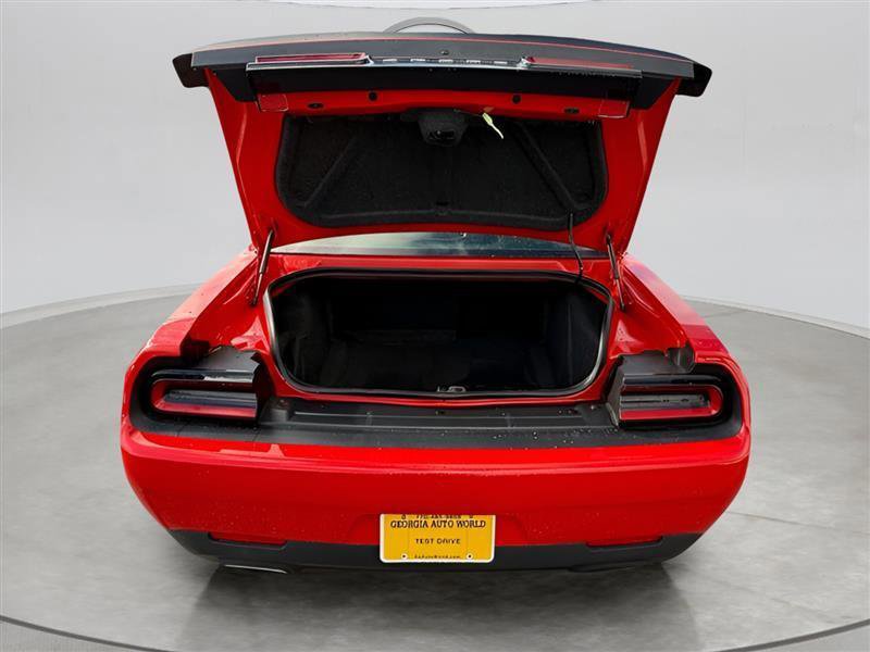 2015 Dodge Challenger SXT