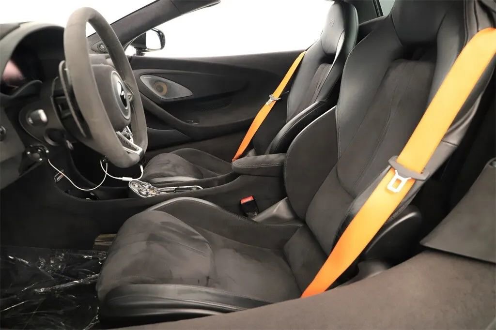 Used 2020 McLaren 600LT Spider photo 15