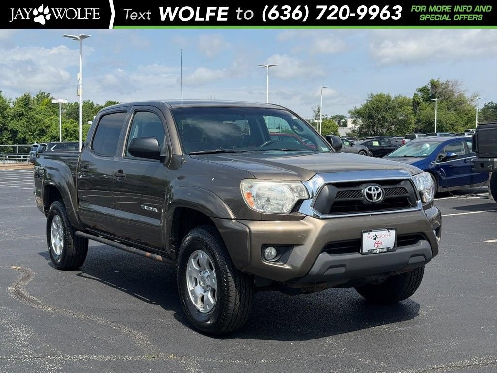 2015 Toyota Tacoma 4WD Double Cab V6 AT (Natl) for sale in Ballwin, MO