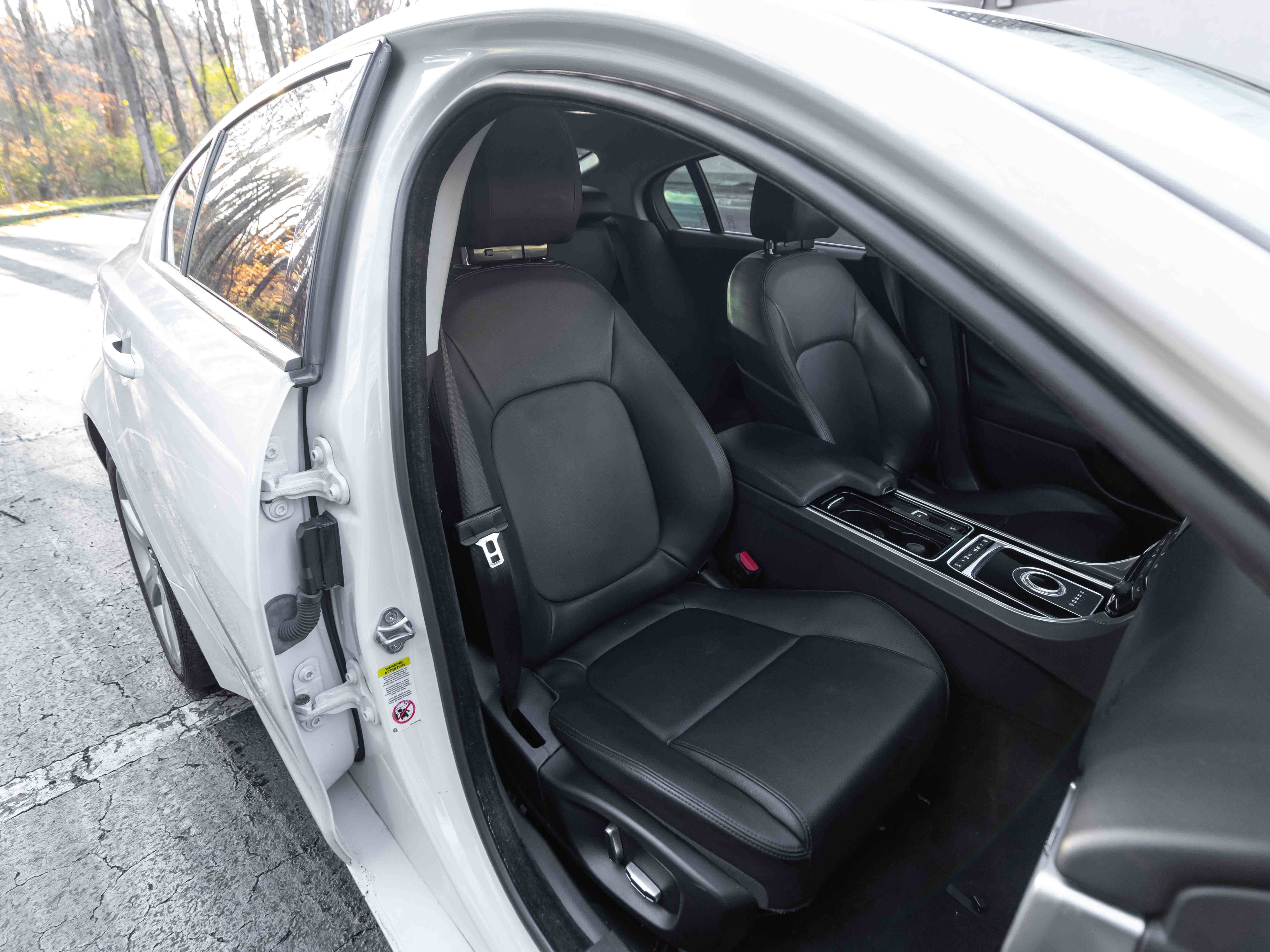 2019 Jaguar XE Premium