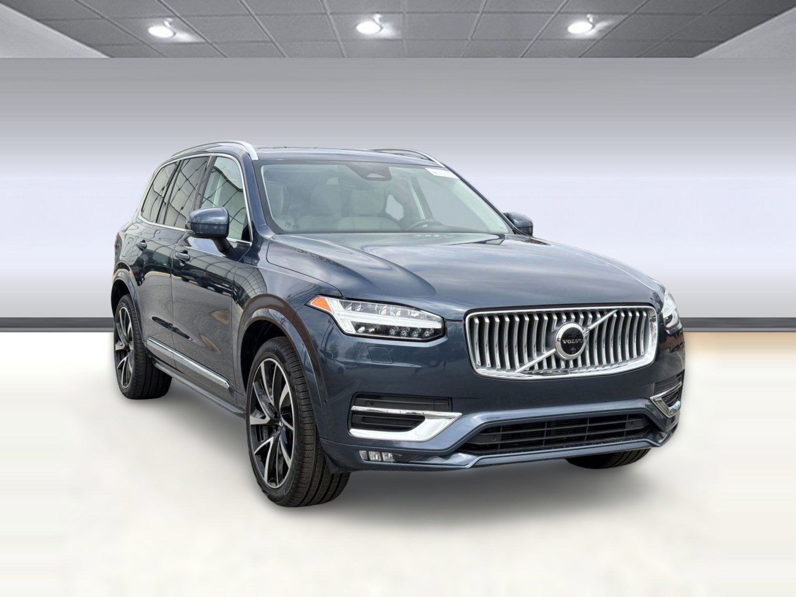 2023 Volvo Xc90 B6 Plus