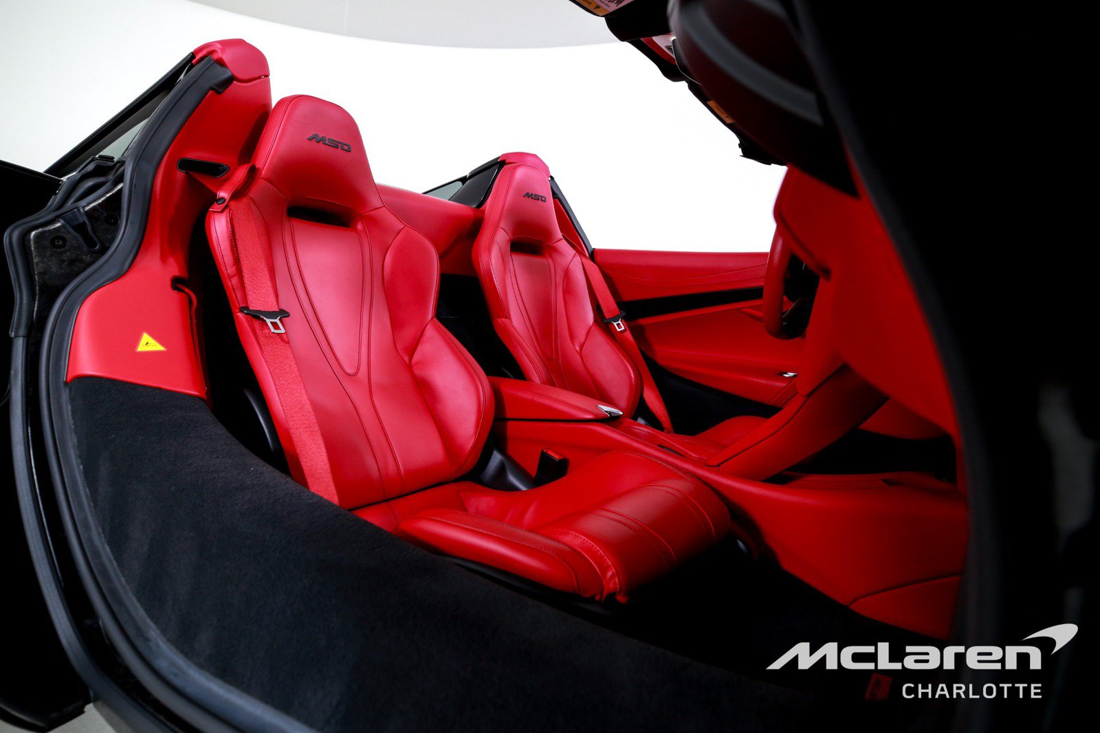 Used 2025 McLaren 750S Spider photo 20