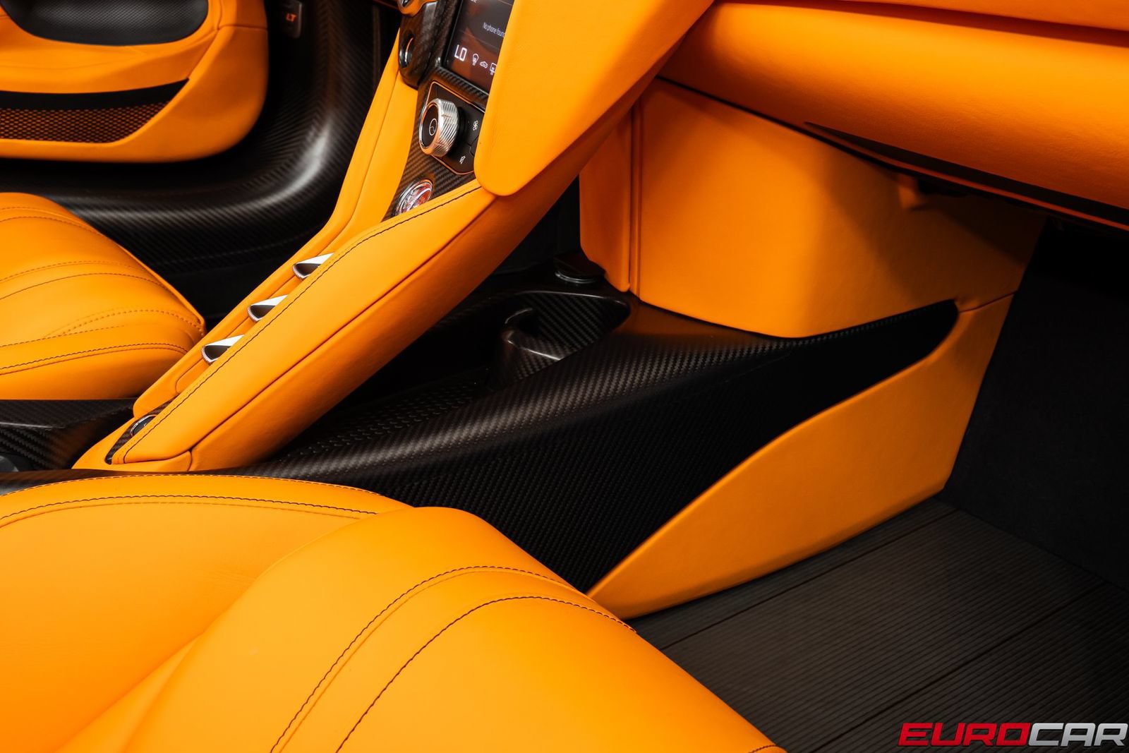 Used 2022 McLaren 765LT photo 39