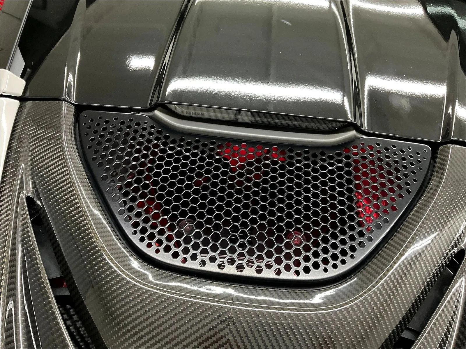 Used 2019 McLaren 720S Performance photo 31