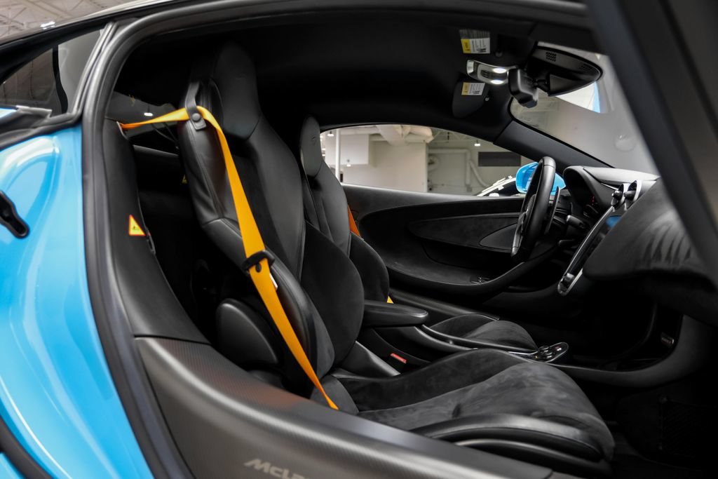Used 2019 McLaren 600LT photo 31