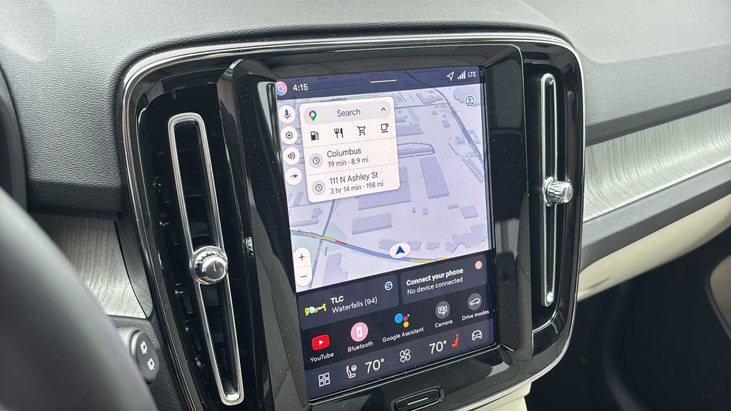 2026 Volvo Xc40 B5 Ultra