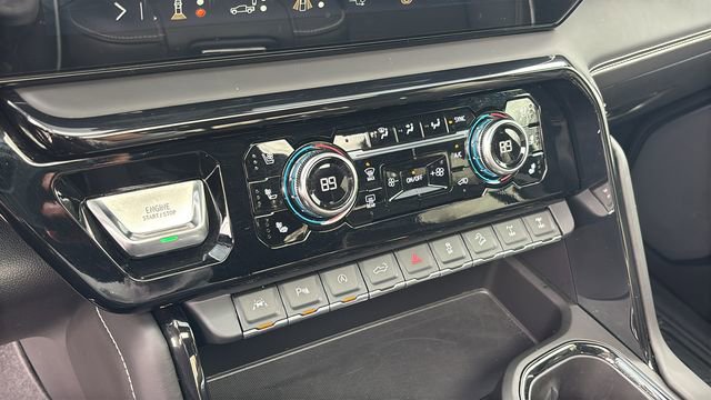 2025 GMC Sierra 1500 AT4X