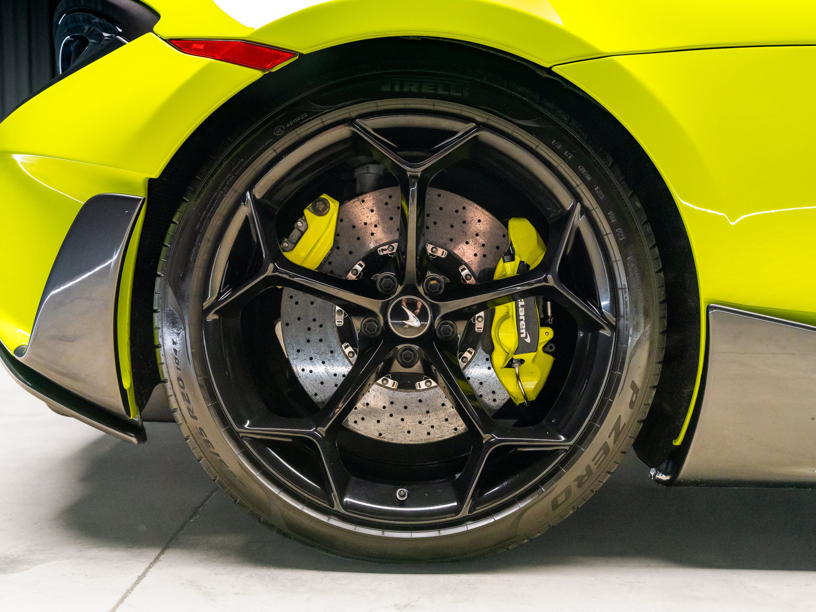 Used 2020 McLaren 600LT Spider photo 44
