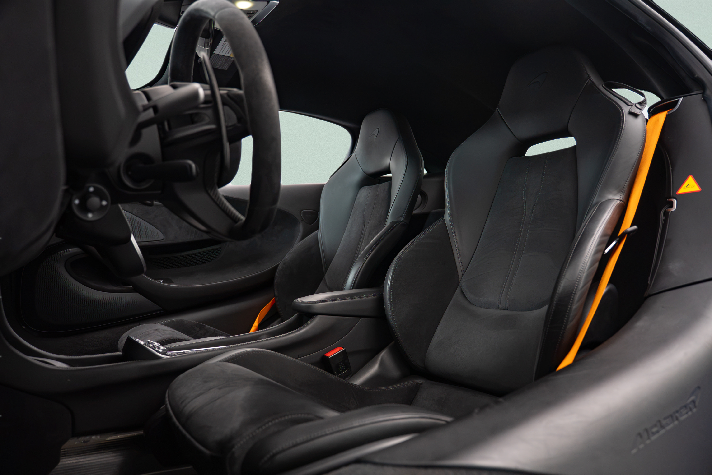 Used 2019 McLaren 600LT photo 9