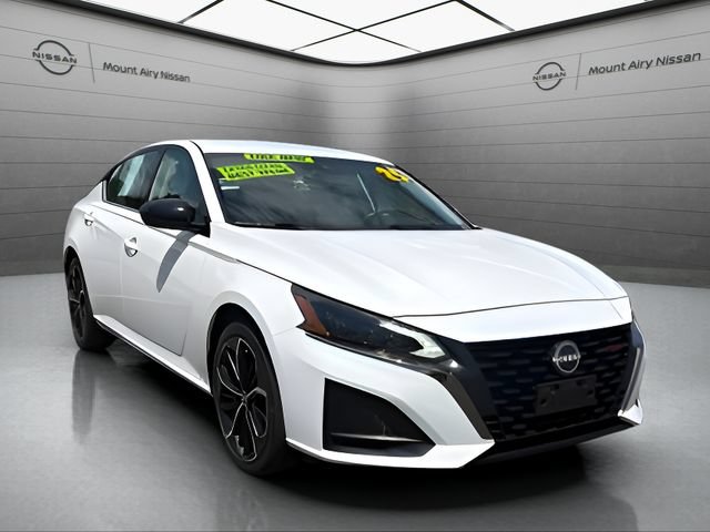 Certified 2025 Nissan Altima 2.5 SR