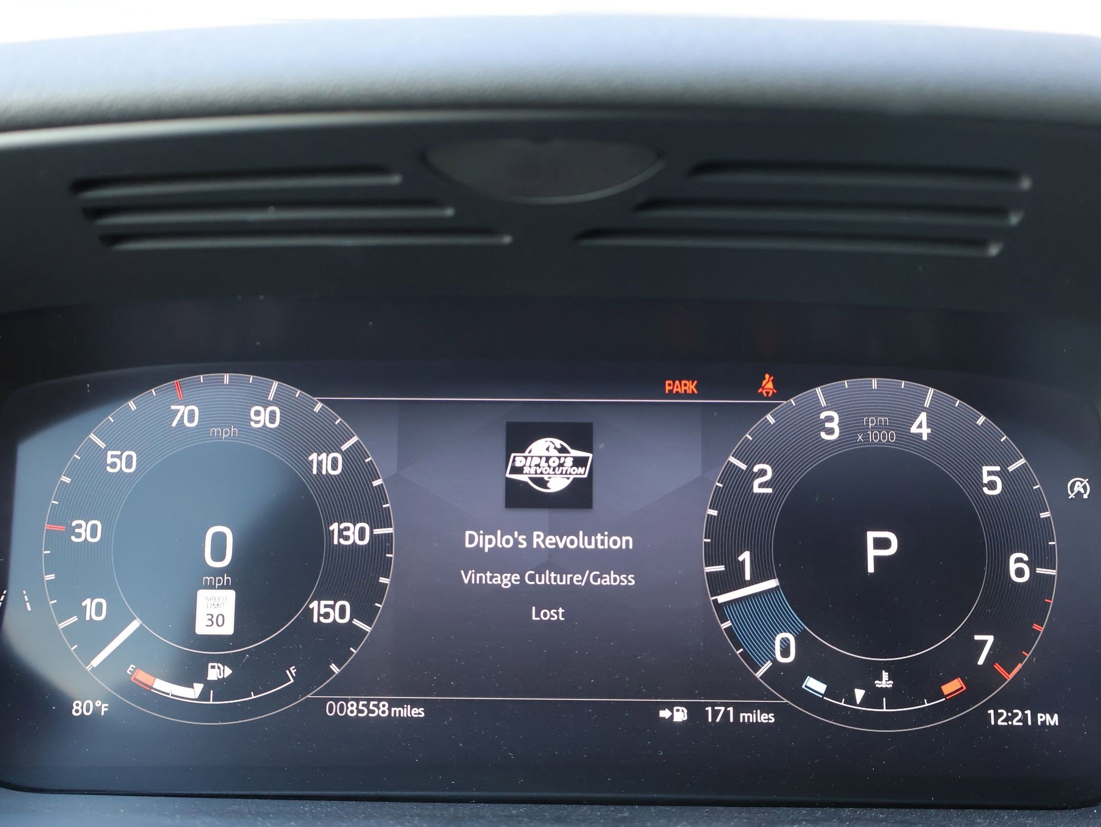 2025 Land Rover Discovery S