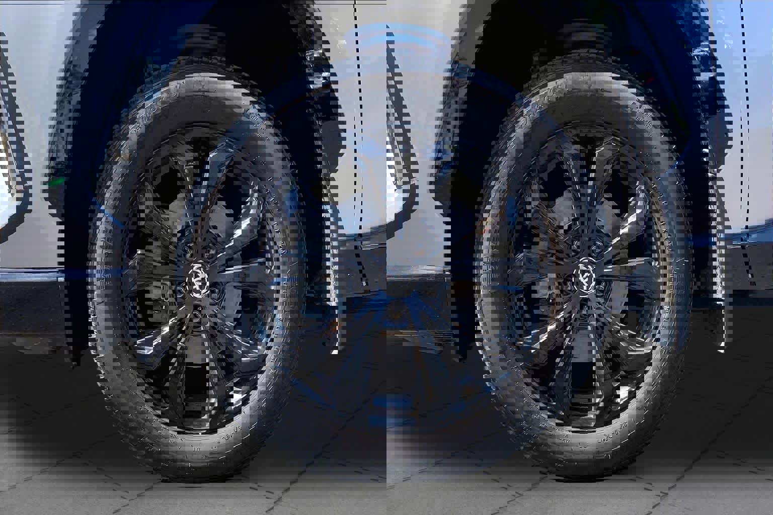 2023 Toyota RAV4 XSE