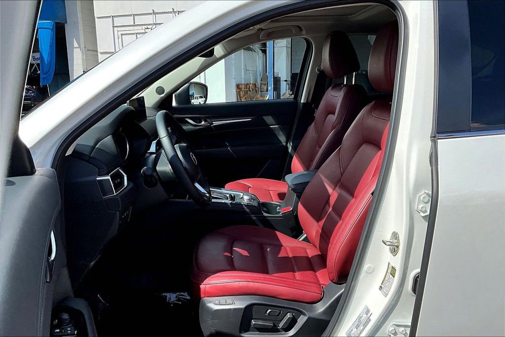 2025 MAZDA CX-5 Carbon Edition