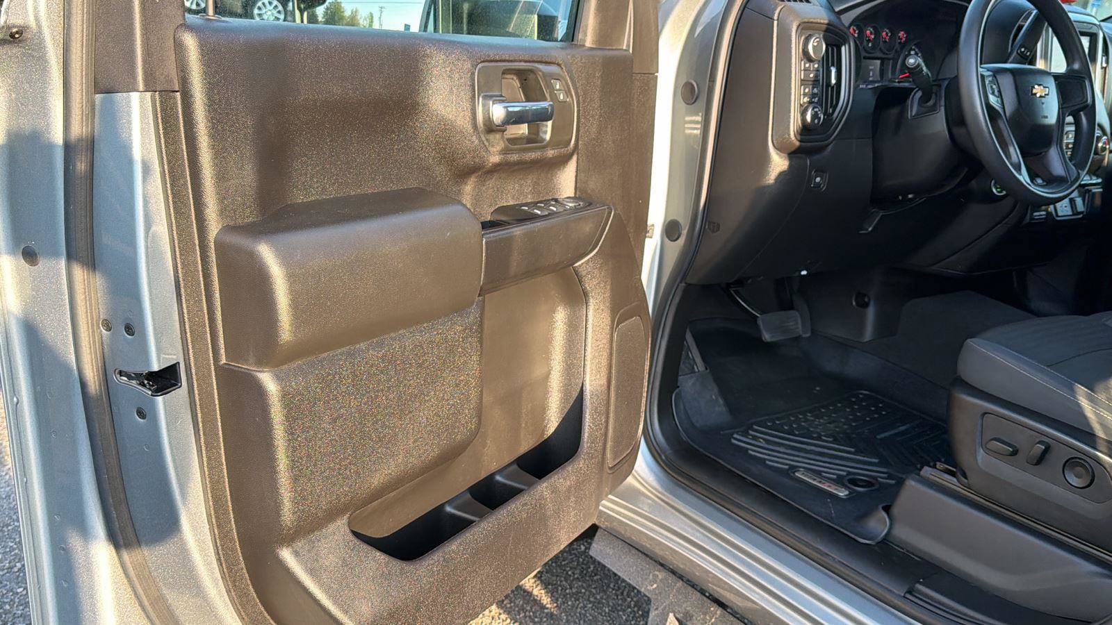 2024 Chevrolet Silverado 2500 Custom