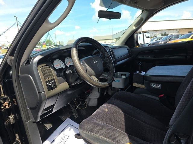 2004 Dodge Ram 2500 Truck SLT