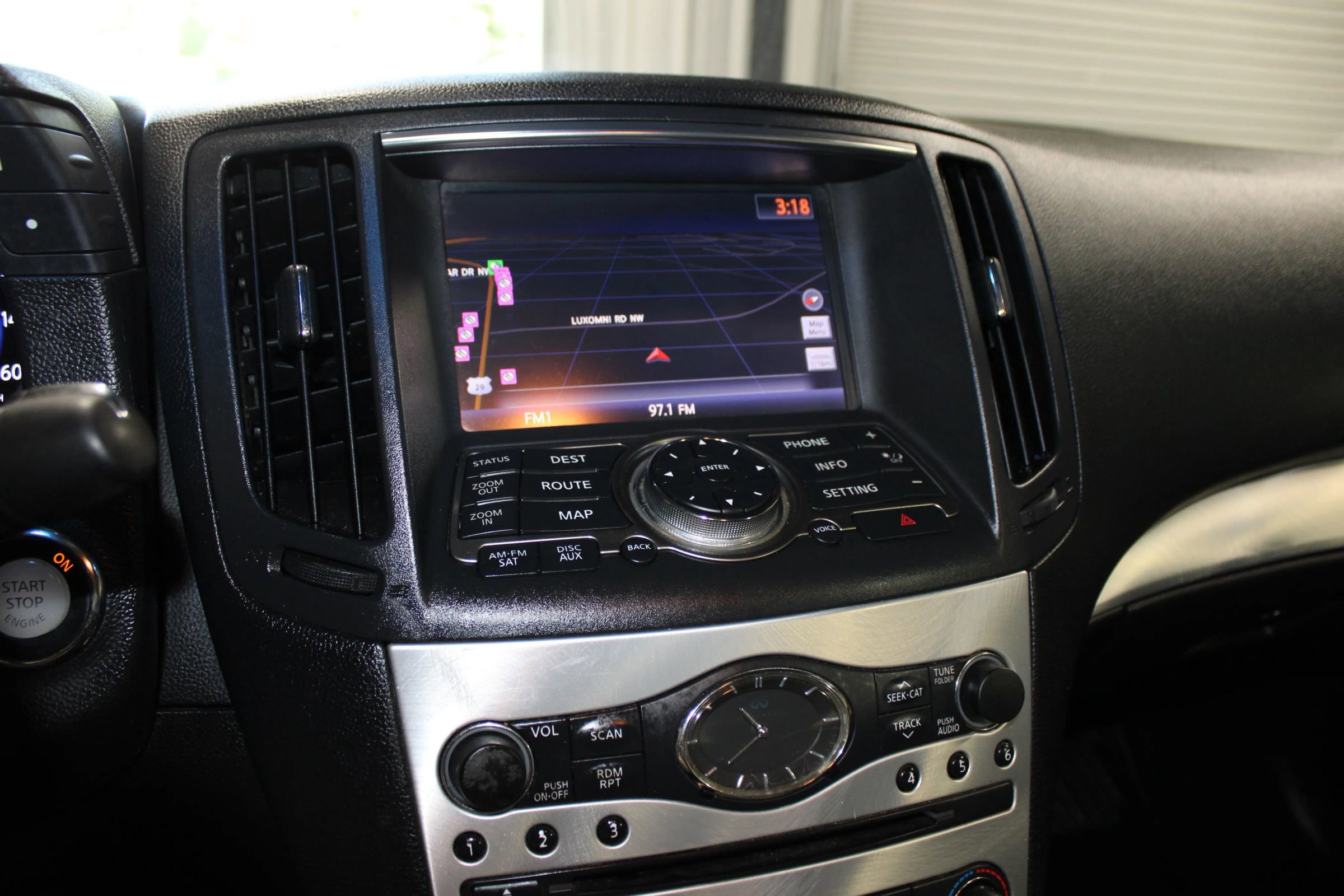 2014 INFINITI Q60 Journey