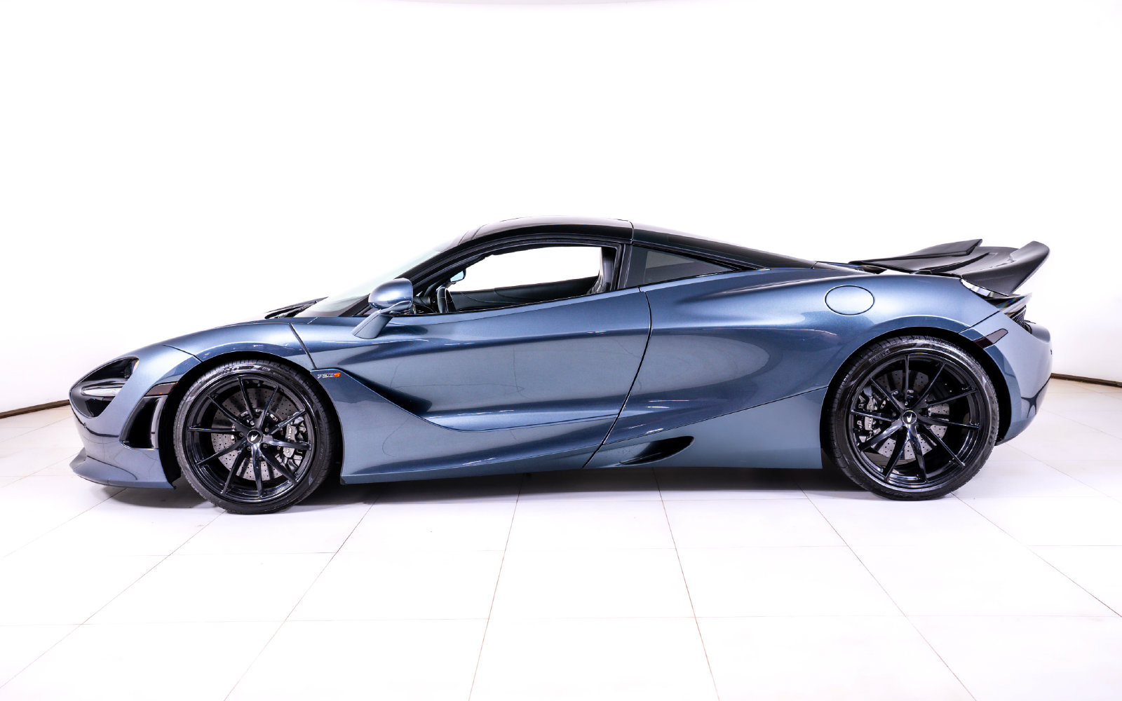 Used 2019 McLaren 720S photo 2