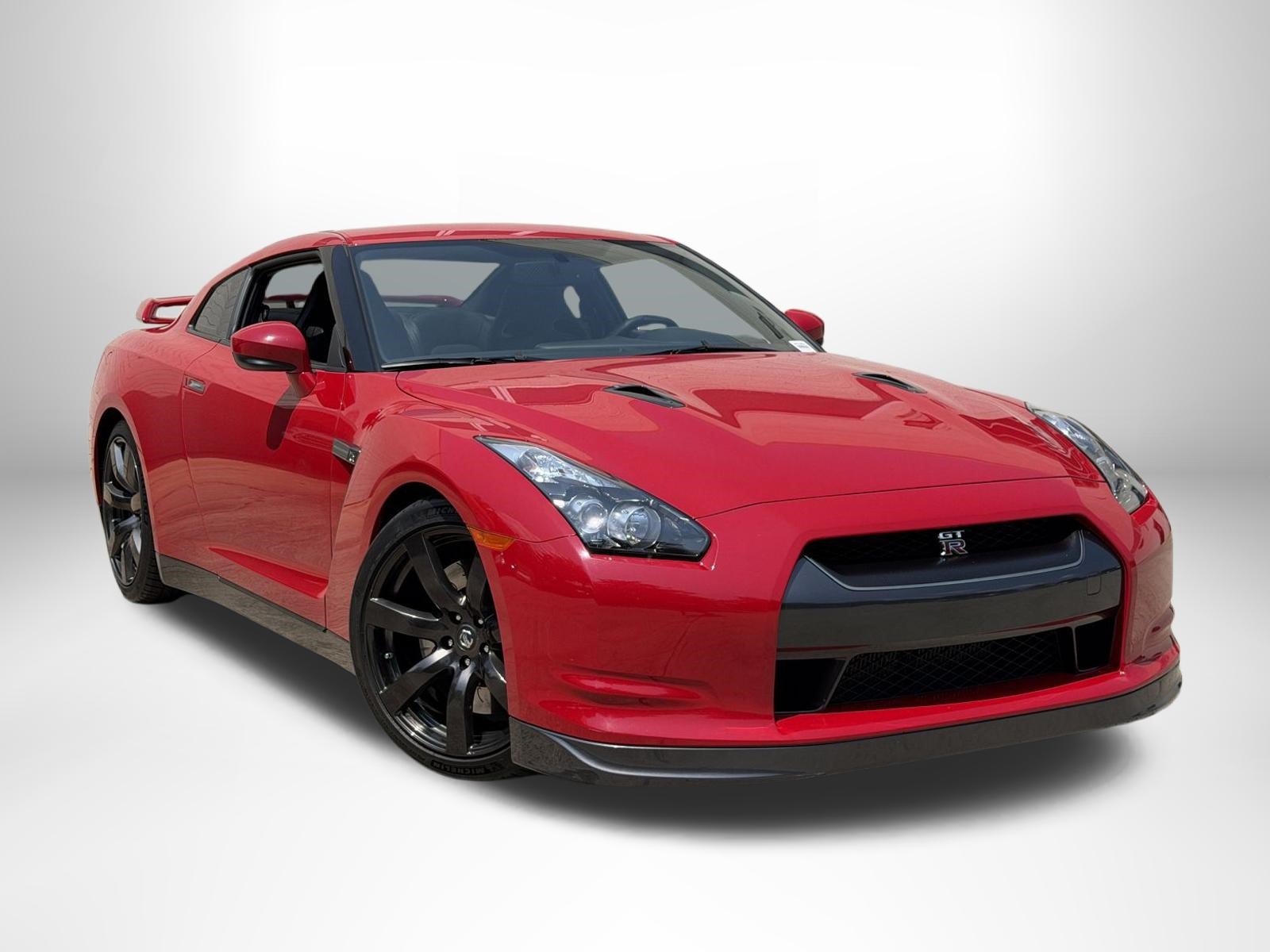 Used 2010 Nissan GT-R Premium