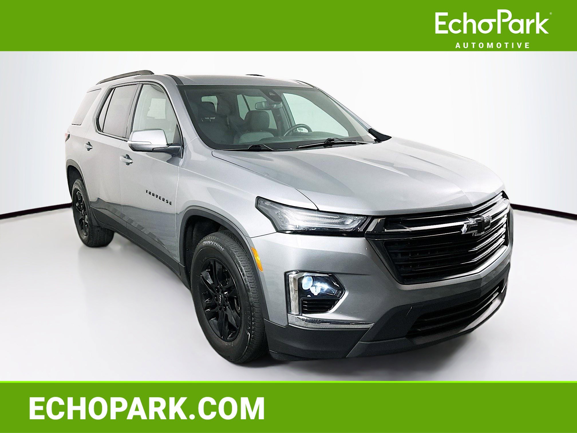 2023 Chevrolet Traverse LT