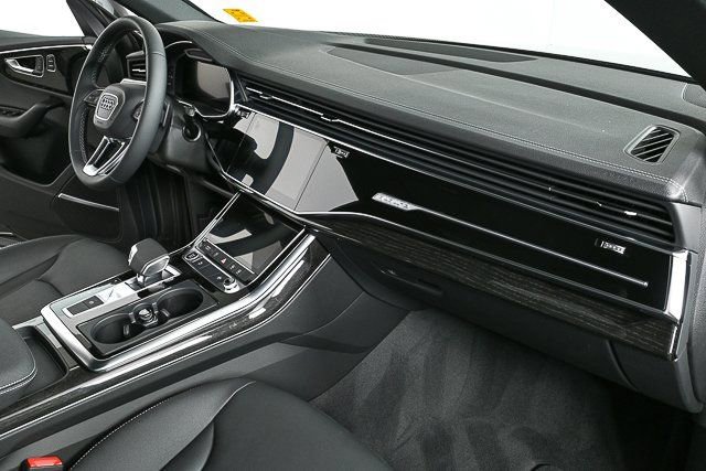 2026 Audi Q8 Premium