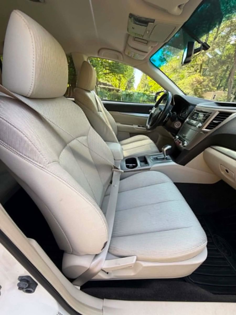 2012 Subaru Outback 2.5i Premium