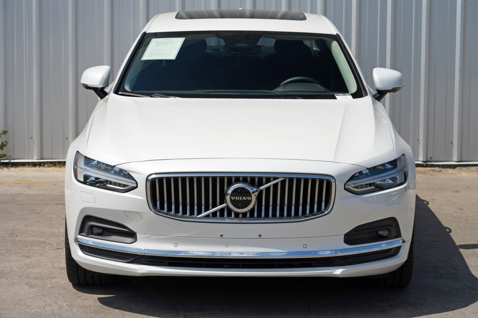 2023 Volvo S90 B6 Plus