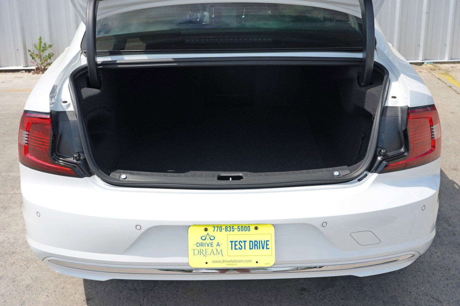 2023 Volvo S90 B6 Plus