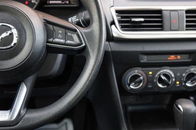 2017 MAZDA Mazda3 Sport