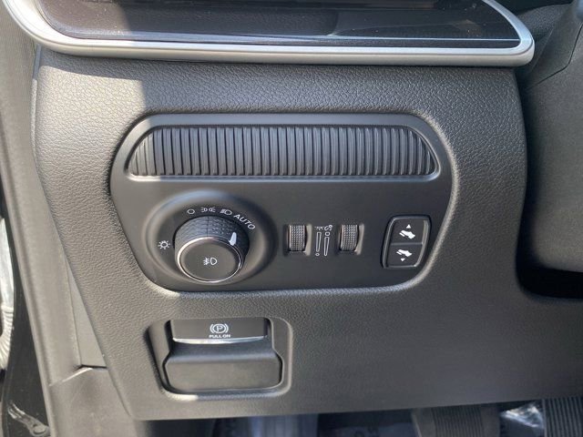 2024 Jeep Wagoneer 2WD