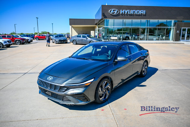 Certified 2025 Hyundai Elantra Limited