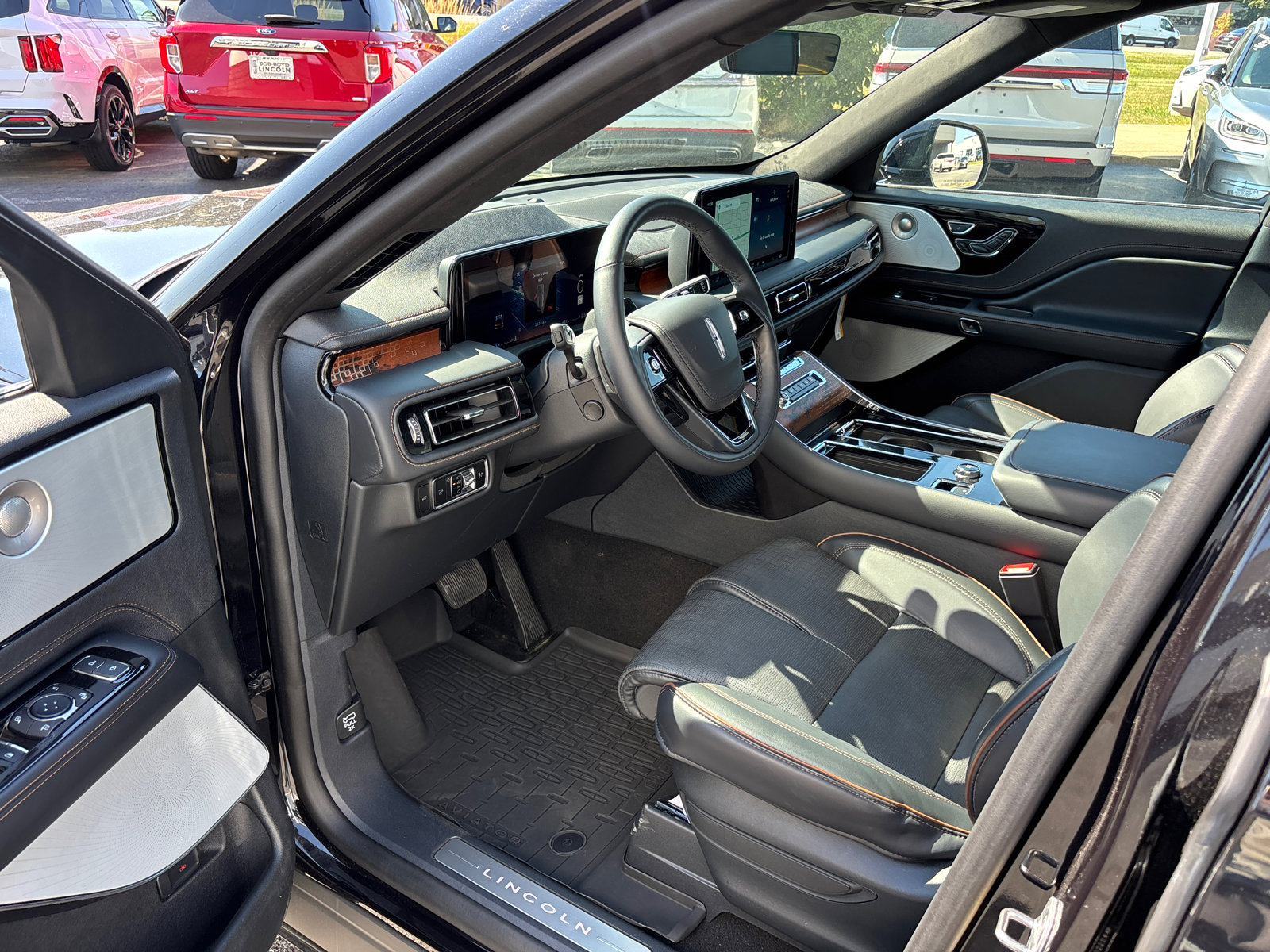 2025 Lincoln Aviator Black Label