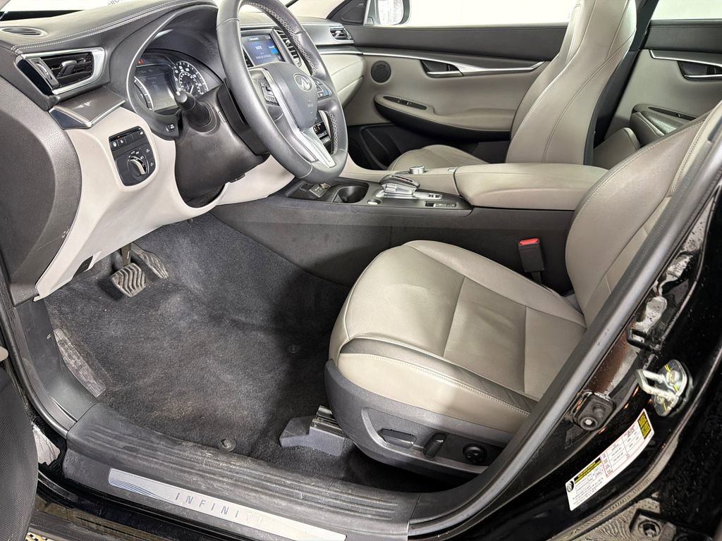 2024 INFINITI Qx50 Luxe