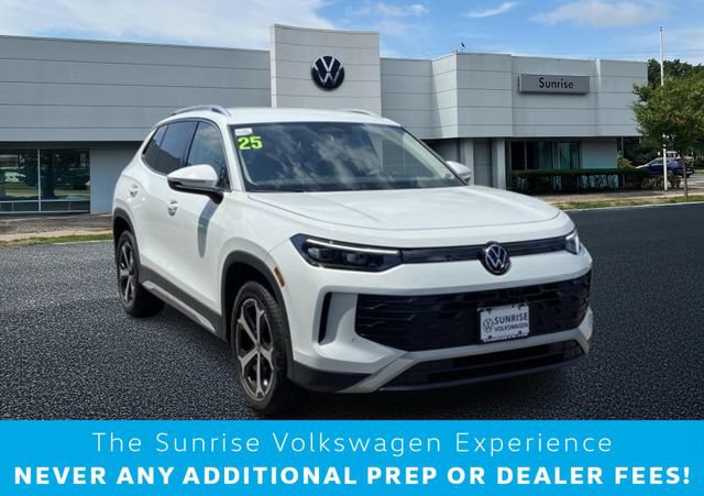 Used 2025 Volkswagen Tiguan SE