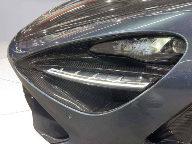 Used 2018 McLaren 720S photo 27