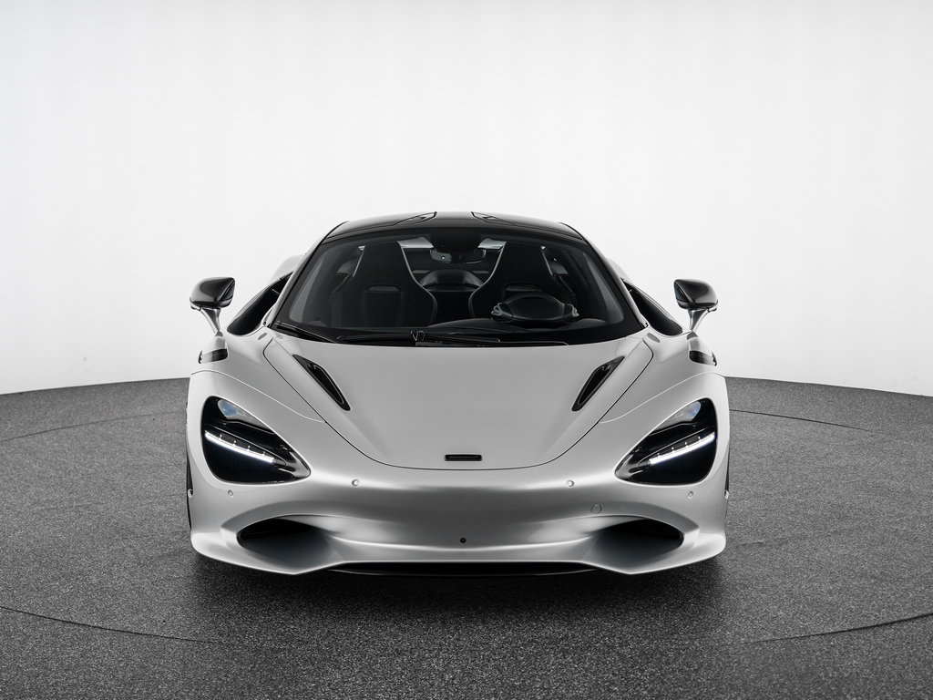 New 2027 McLaren 750S photo 20